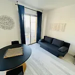 Grand Terrasse Vue Sur Et Parking アジャクシオ