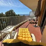 Grand Terrasse Vue Sur Et Parking アパート *