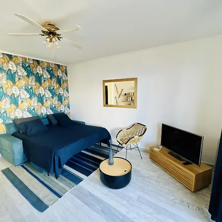 Grand Terrasse Vue Sur Et Parking Apartment