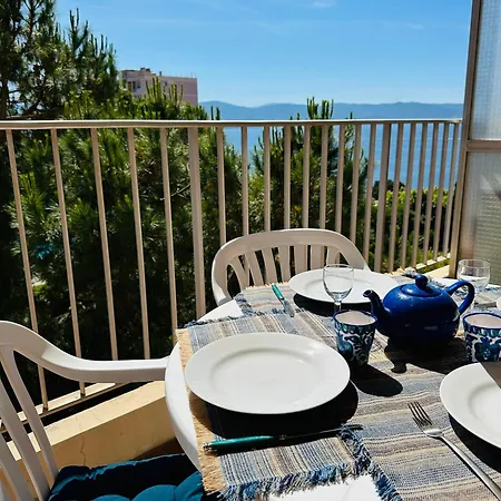 Grand Avec Terrasse Vue Et Parking Appartement *