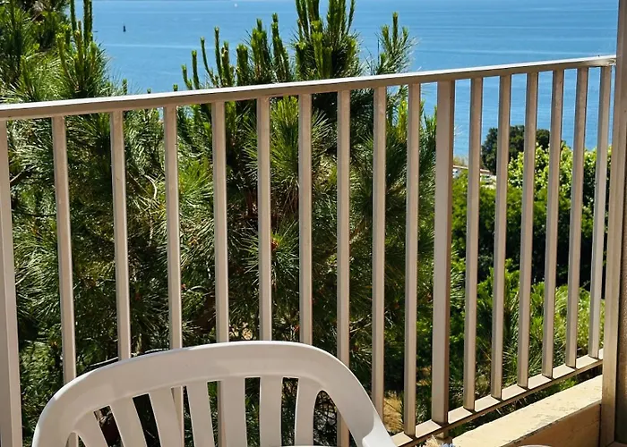 Grand Terrasse Vue Sur Et Parking Ajaccio (Corsica)